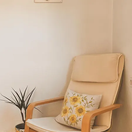Lucy'S Guest House Skiathos-Stadt Exterior foto